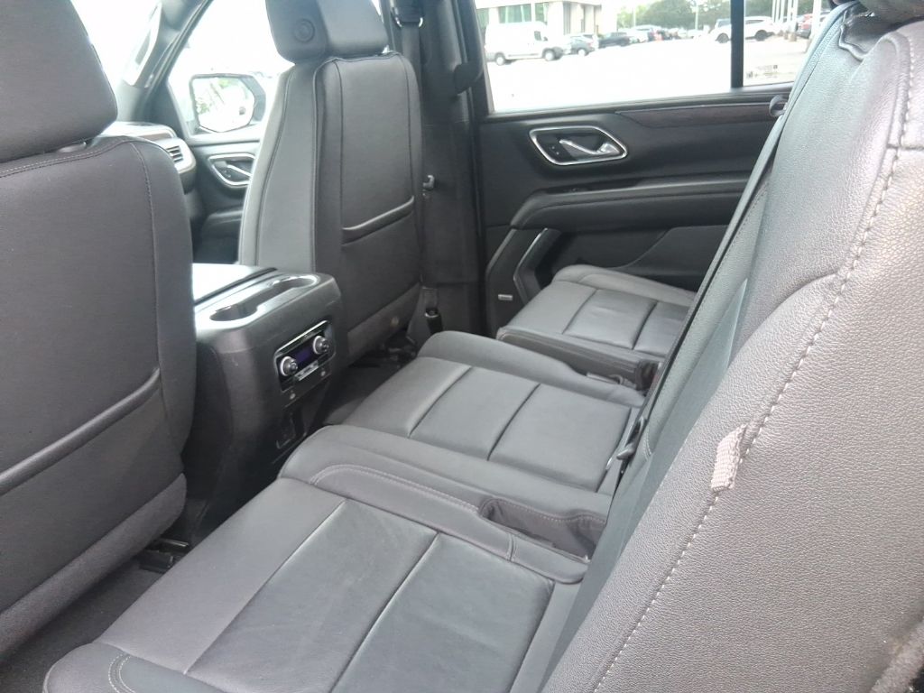 Used 2023 Green Chevrolet LT image 10