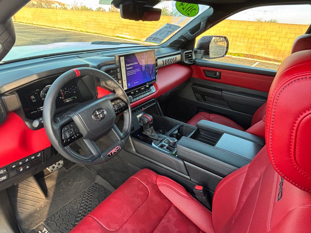 Thumbnail: 2024 Toyota Tundra - 9