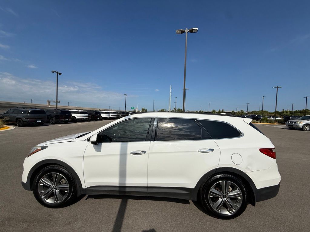 Thumbnail: 2015 Hyundai Santa Fe - 6