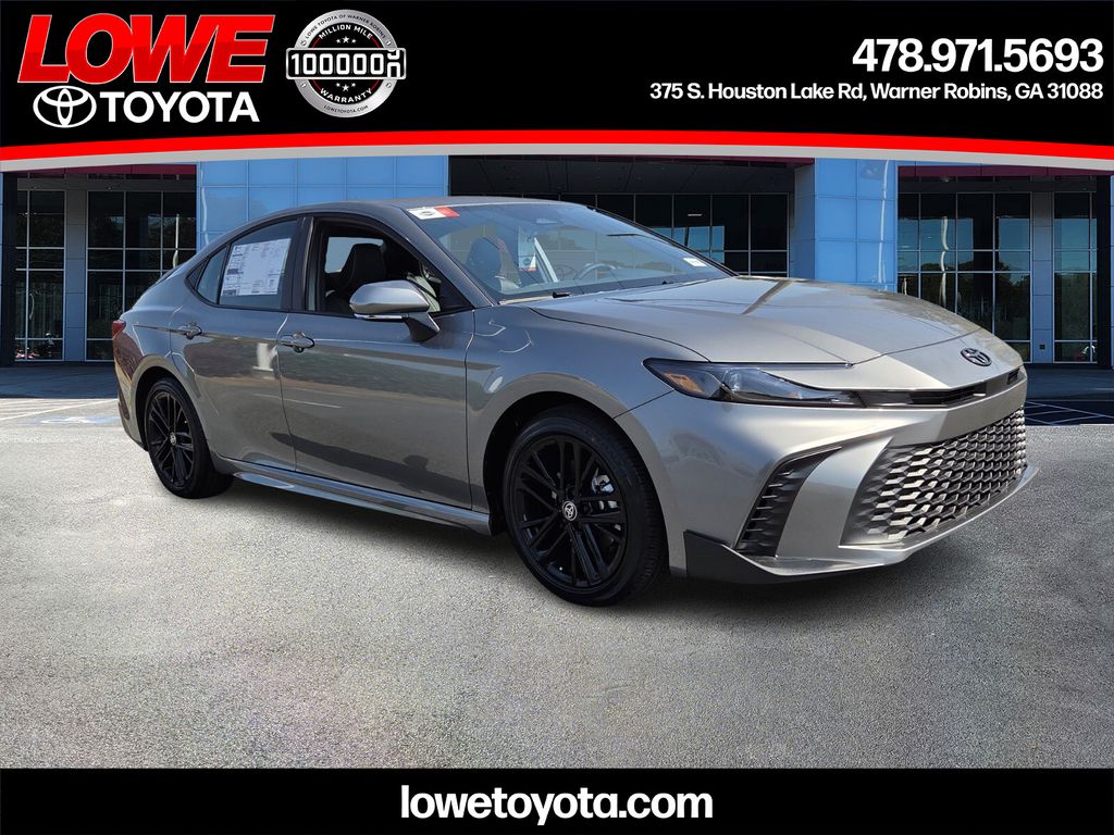 2026 Toyota Camry SE FWD