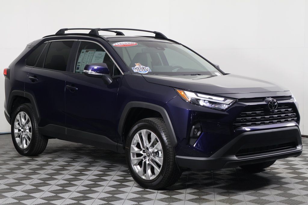 Thumbnail: 2025 Toyota RAV4 - 3