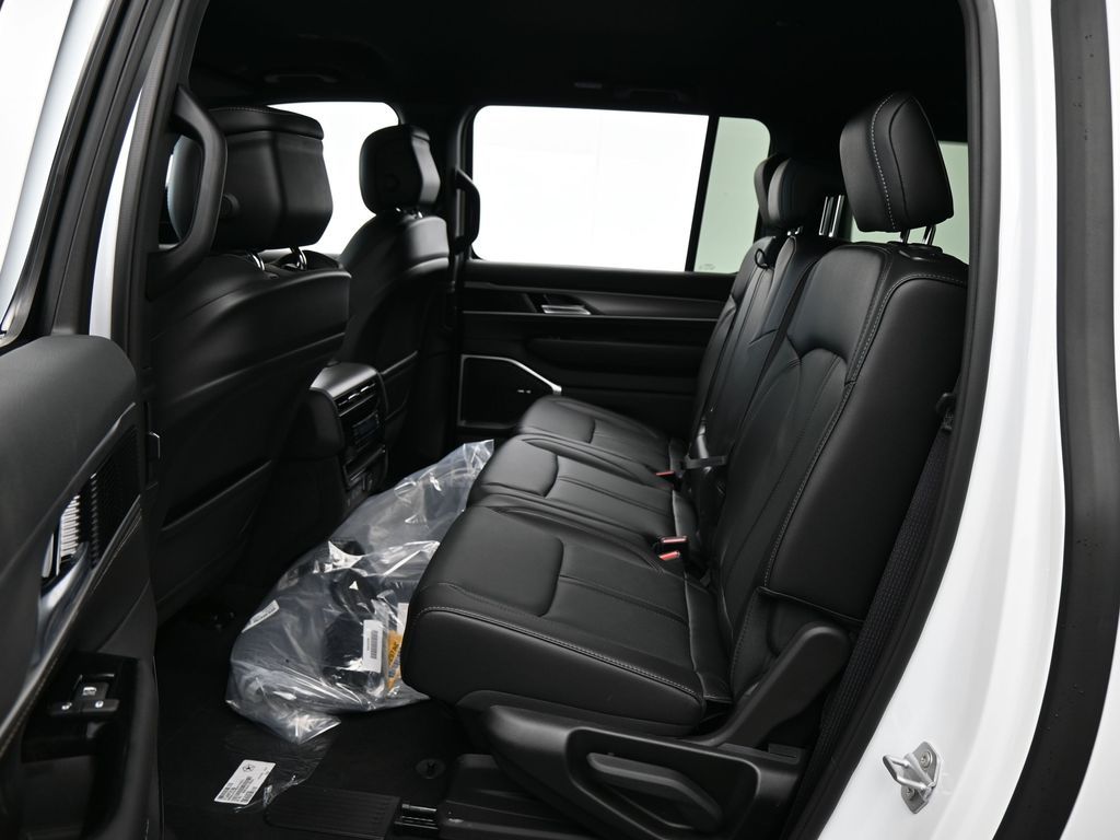 New 2026 Bright White Clearcoat Jeep  image 25