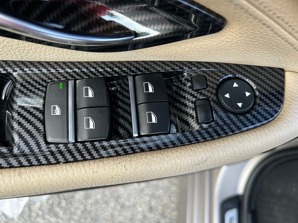 Thumbnail: 2016 BMW 5 Series - 17
