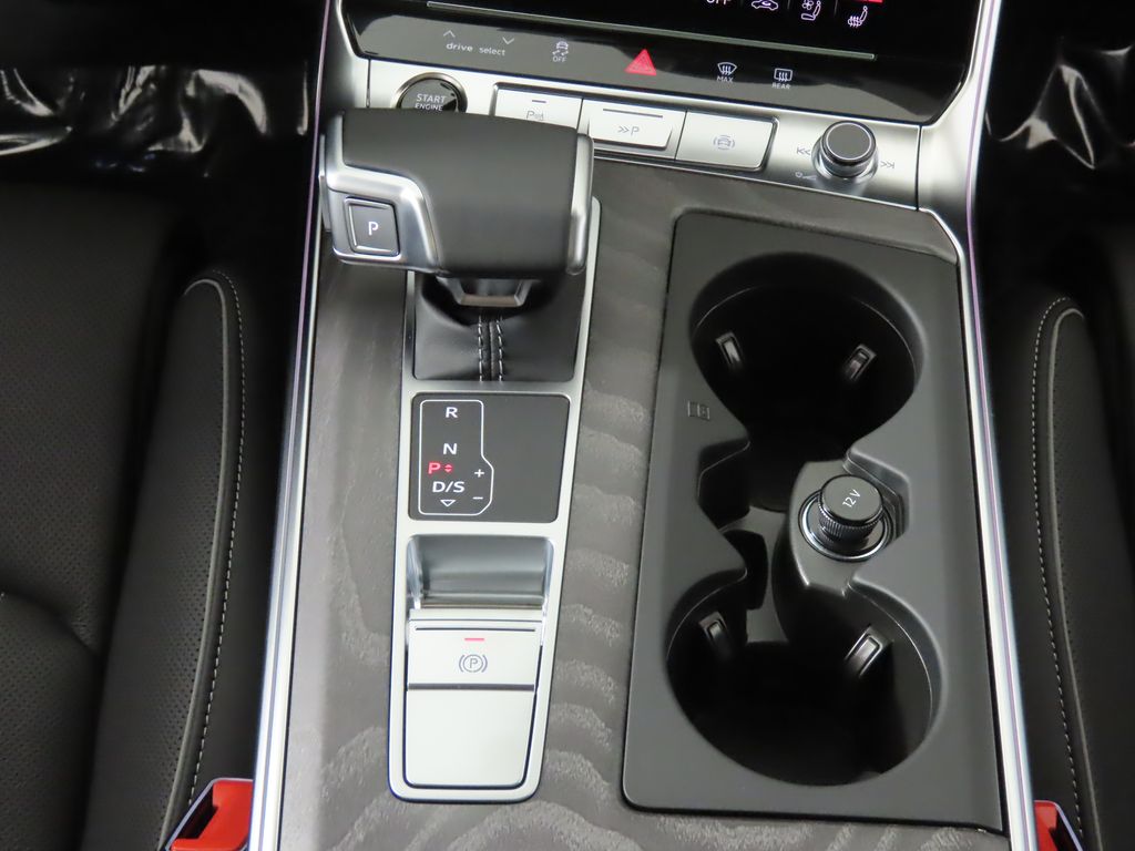 Thumbnail: 2025 Audi A6 - 22