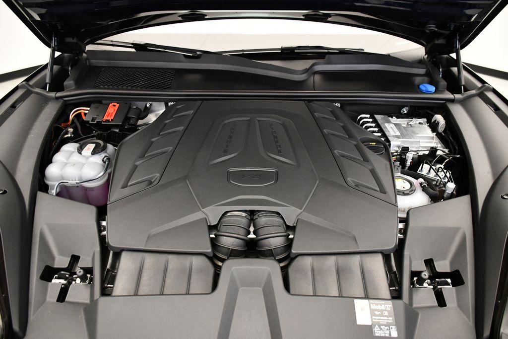 Thumbnail: 2026 Porsche Cayenne - 13