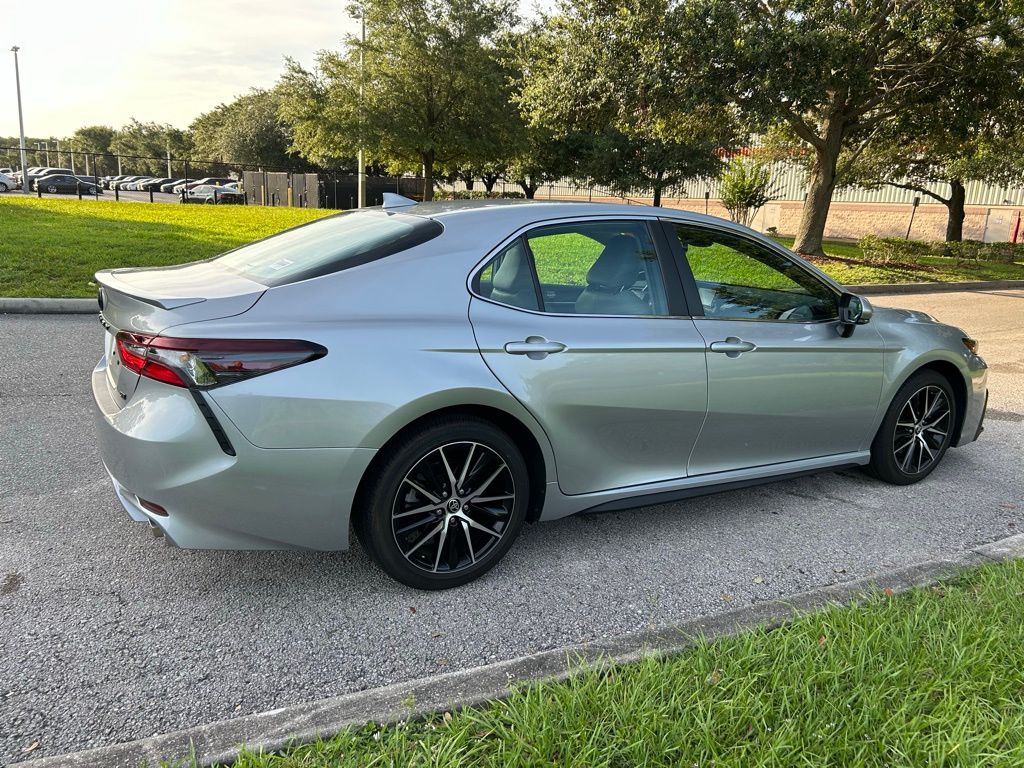 Thumbnail: 2022 Toyota Camry - 5