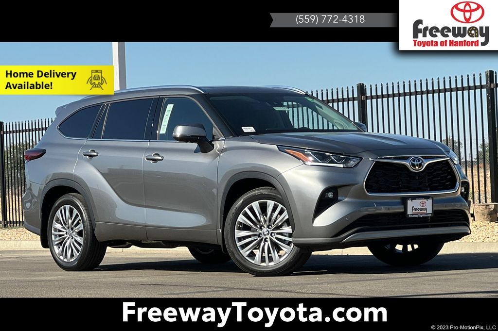 Heavy Metal 2026 Toyota Highlander SUV / Crossover All-Wheel Drive 8-Speed Automatic