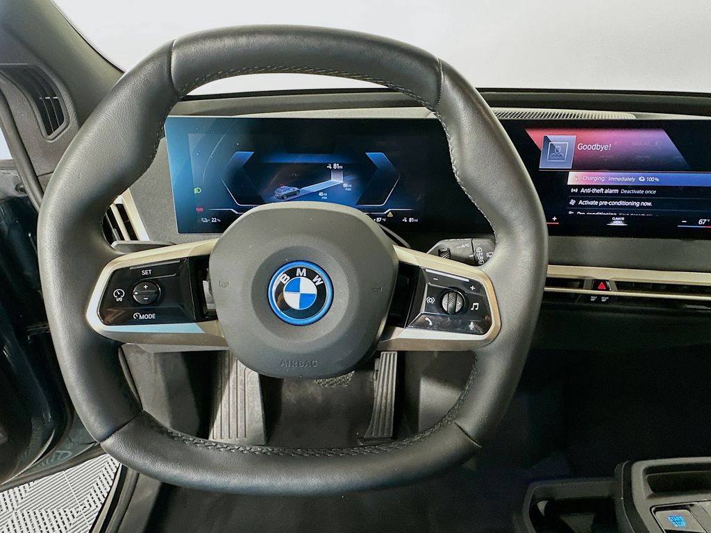 Thumbnail: 2023 BMW iX - 11