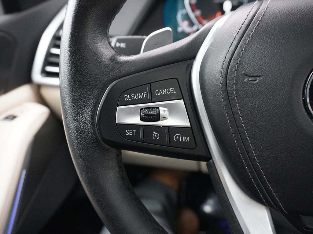Used 2022 Gray BMW xDrive40i image 50