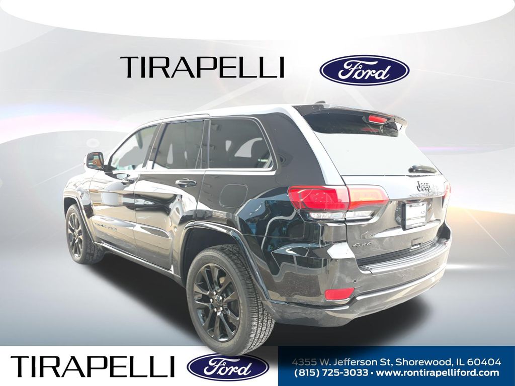 Certified Used 2018 Black Jeep Altitude image 2