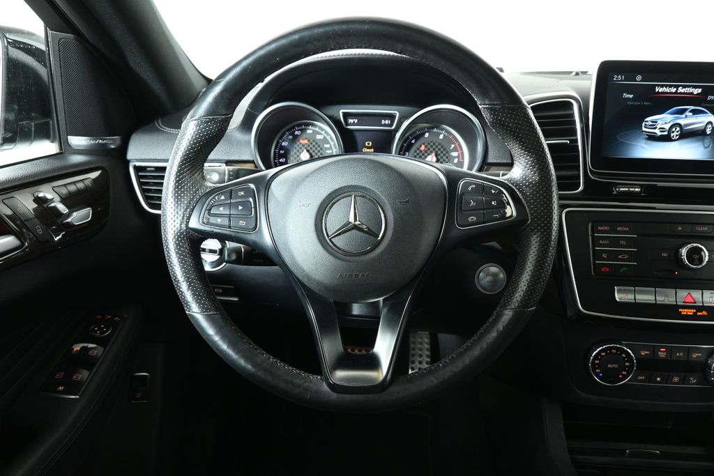 Thumbnail: 2016 Mercedes-Benz GLE - 16