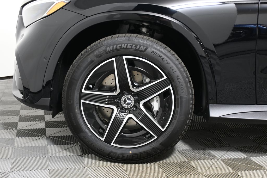 Thumbnail: 2026 Mercedes-Benz GLC - 10