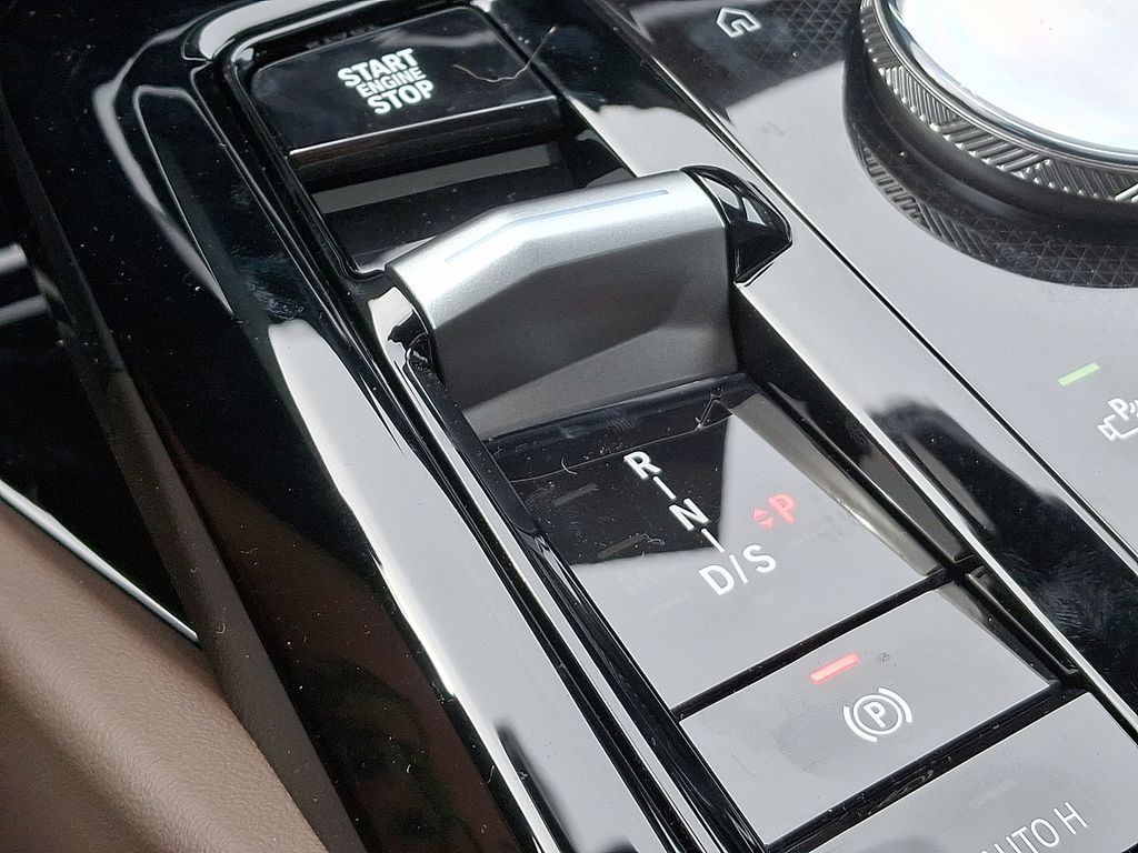 Thumbnail: 2026 BMW 5 Series - 7