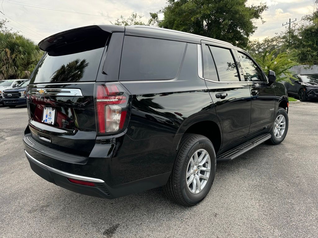 2024 Chevrolet Tahoe LS 8