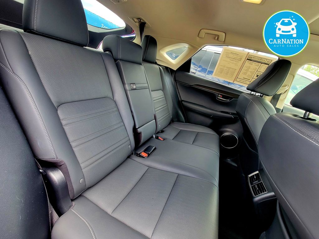 2021 Lexus NX 300 - Photo 12