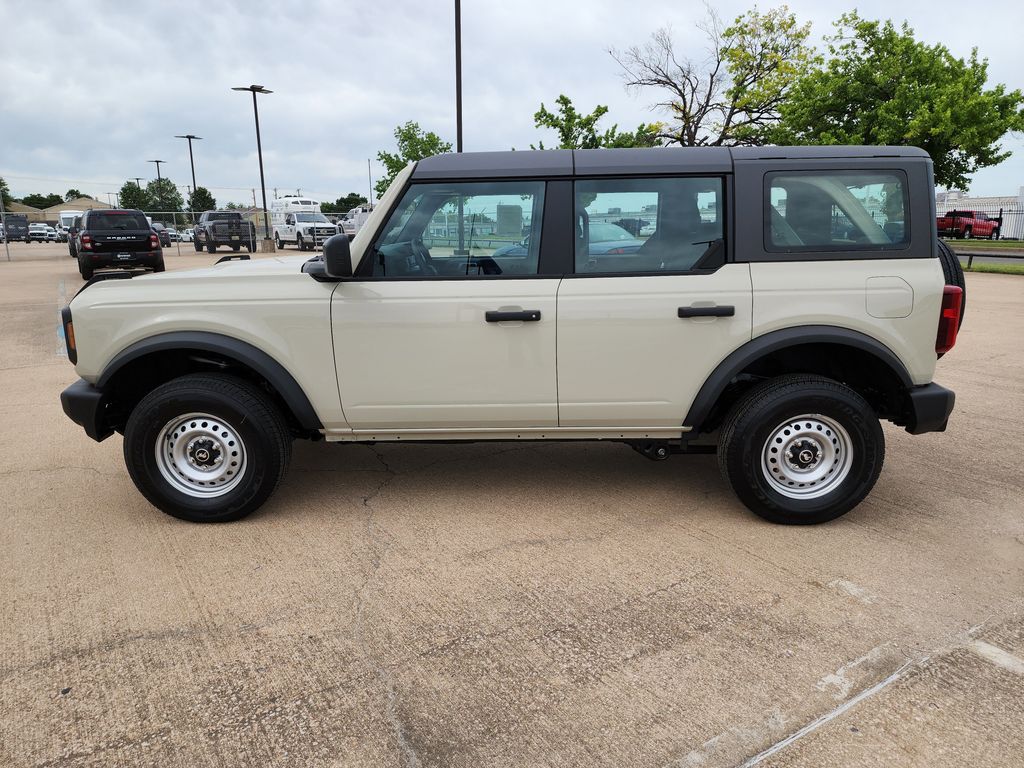 2025 Ford Bronco photo