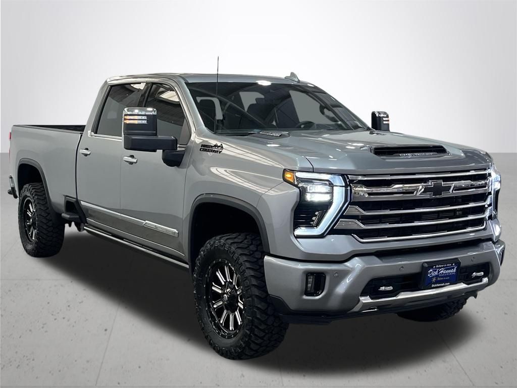 2025 Chevrolet Silverado 3500HD High Country