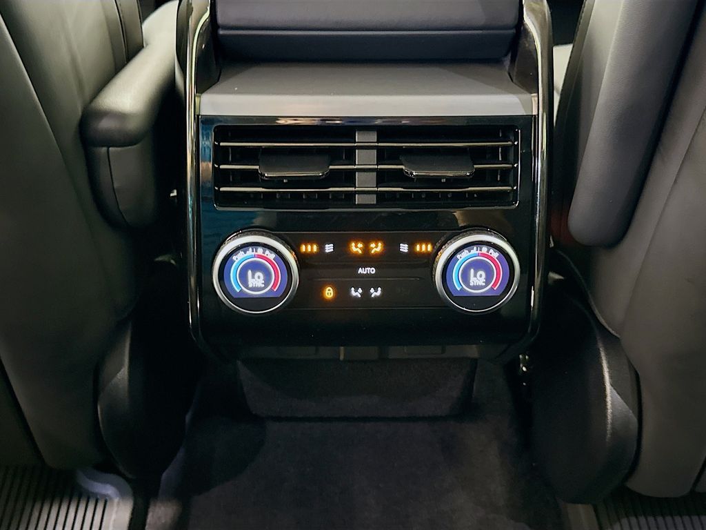 Thumbnail: 2024 Land Rover Range Rover Sport - 27