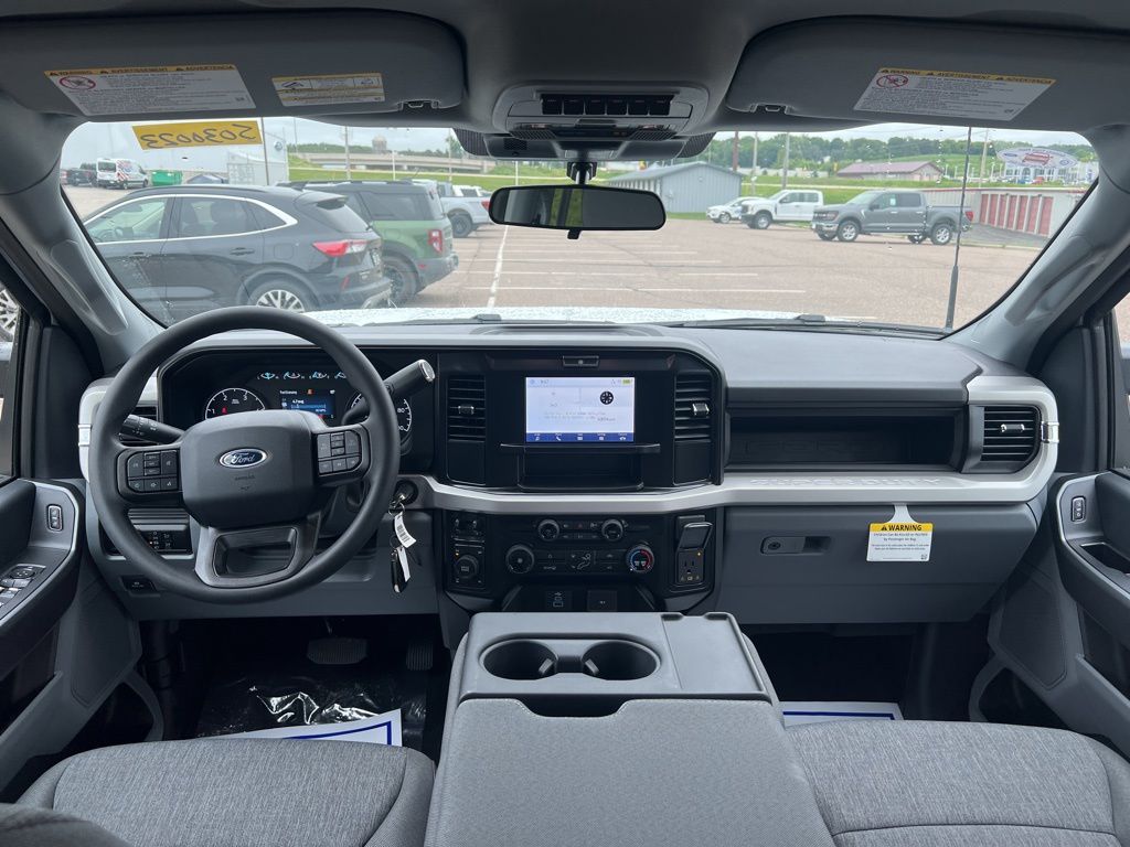 2025 Ford F-350SD