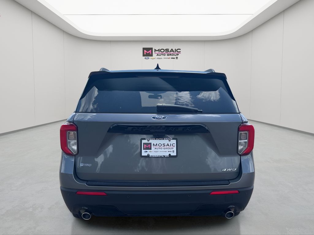 2022 Ford Explorer