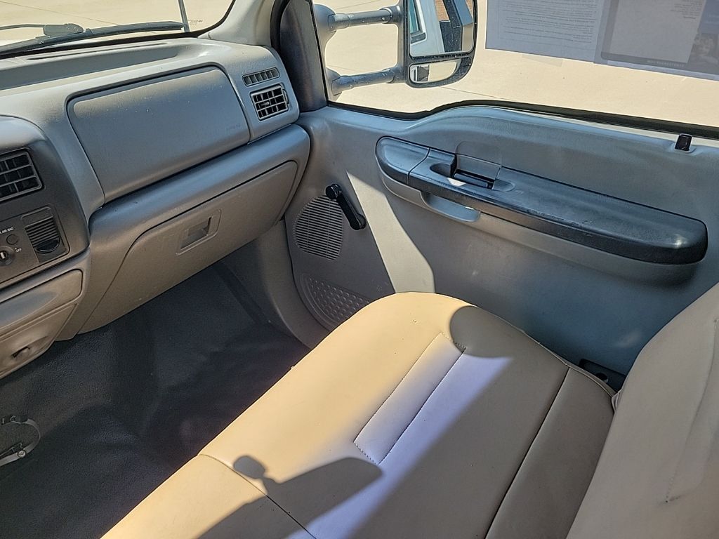 Used 2003 Ford F-450SD Truck