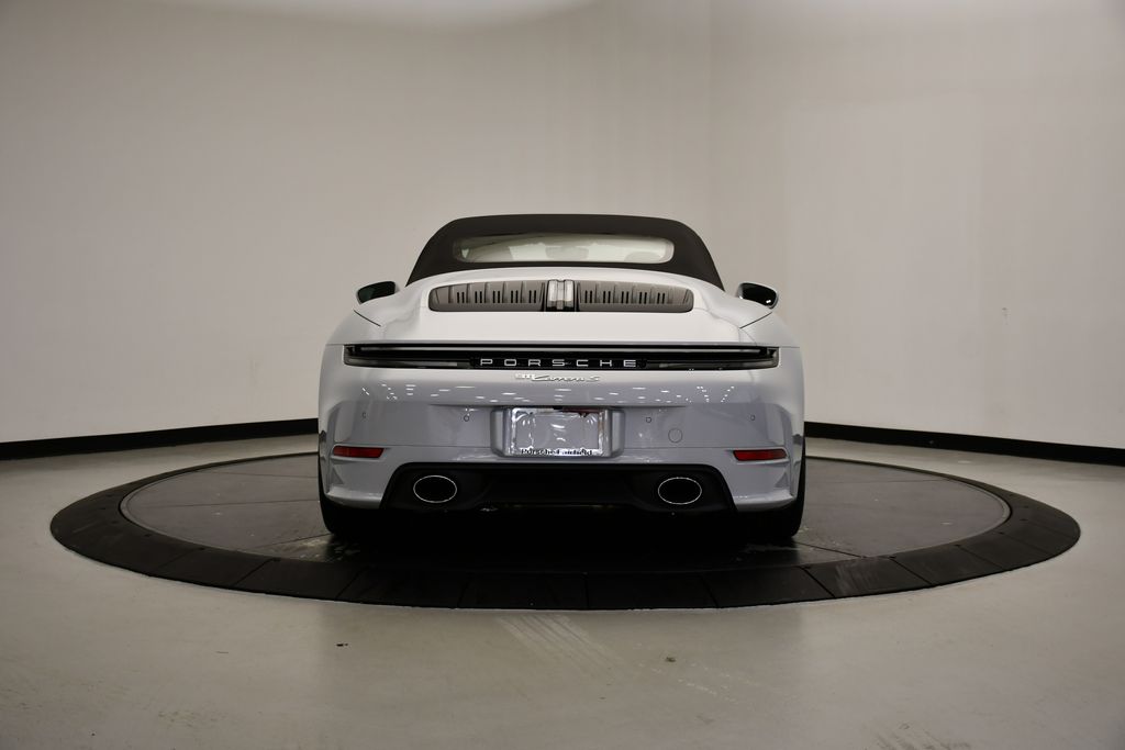 Thumbnail: 2026 Porsche 911 - 6