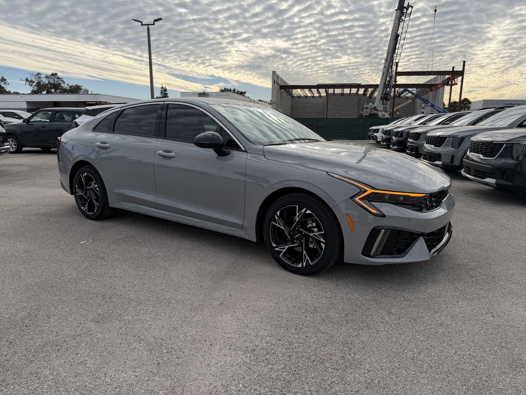 Wolf Gray 2026 Kia K5 Sedan Front-Wheel Drive 8-Speed Automatic