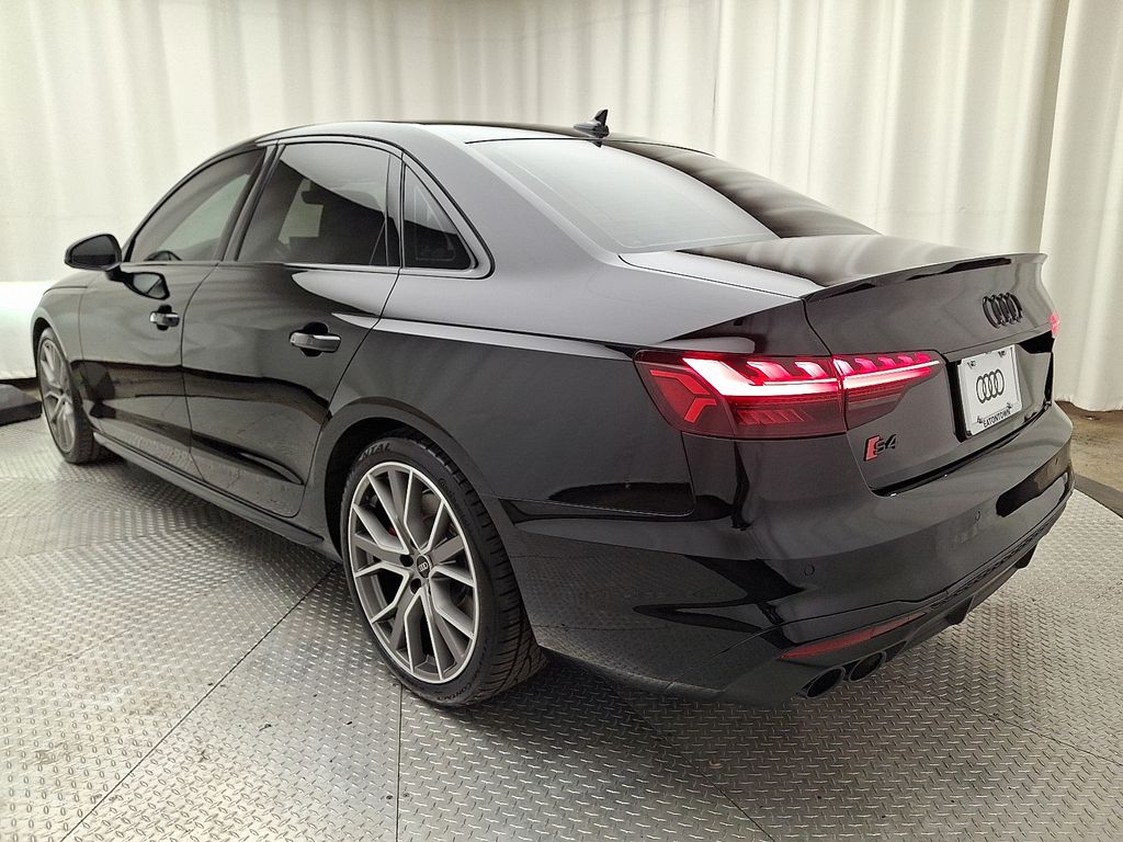 Thumbnail: 2023 Audi S4 - 6