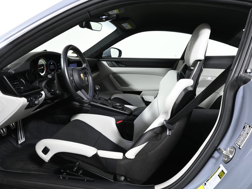 Thumbnail: 2023 Porsche 911 - 5