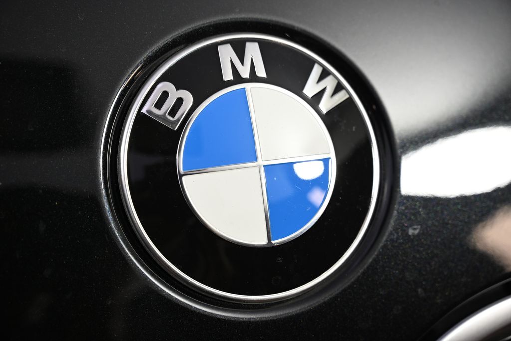 Thumbnail: 2025 BMW X1 - 13