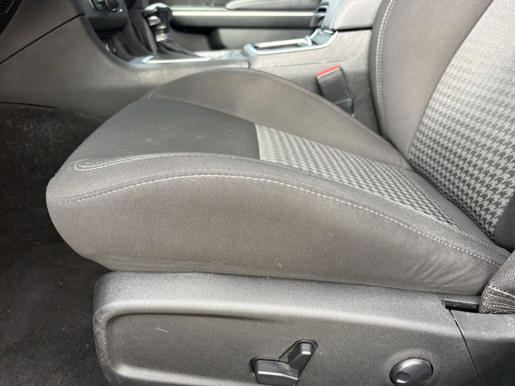 Used 2023 Destroyer Gray Clearcoat Dodge R/T Scat Pack image 13