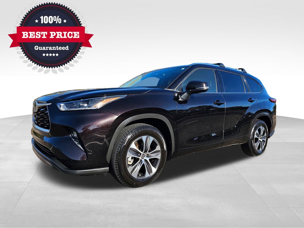 2021 Toyota Highlander XLE 2