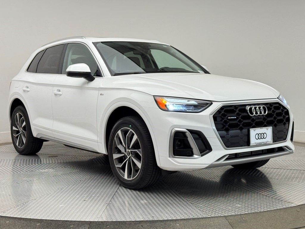 2024 Audi Q5 e Premium Plus 2