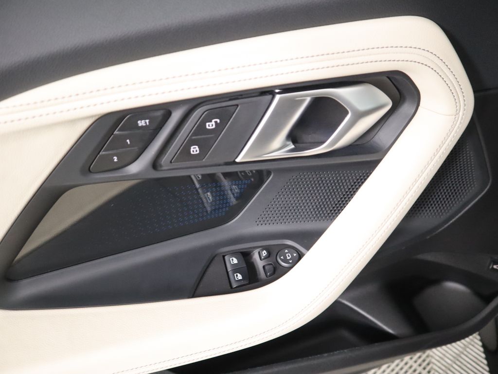 Thumbnail: 2024 BMW 2 Series - 23