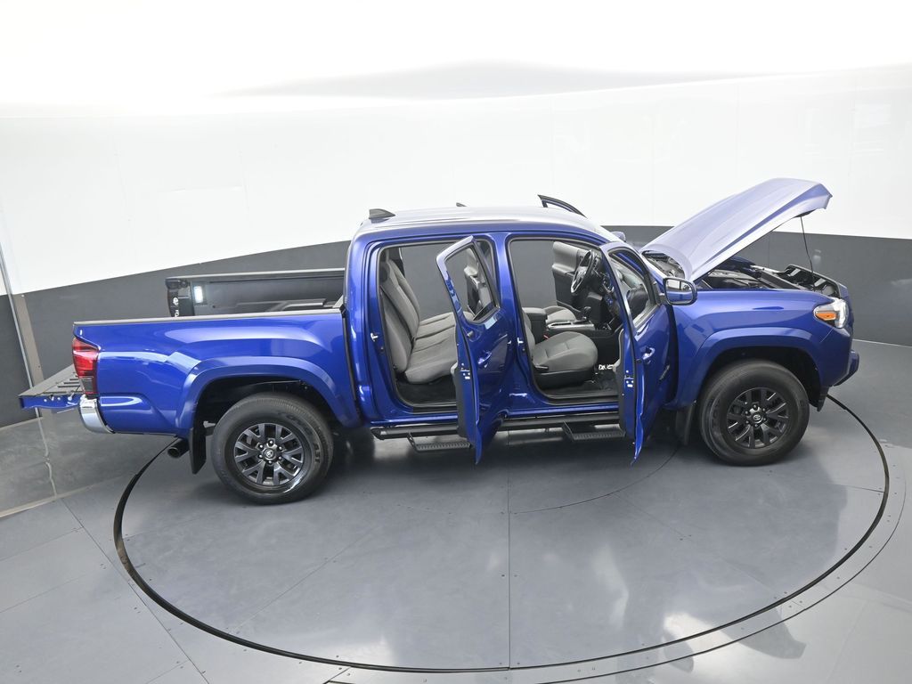 Used 2022 Blue Toyota SR5 image 55