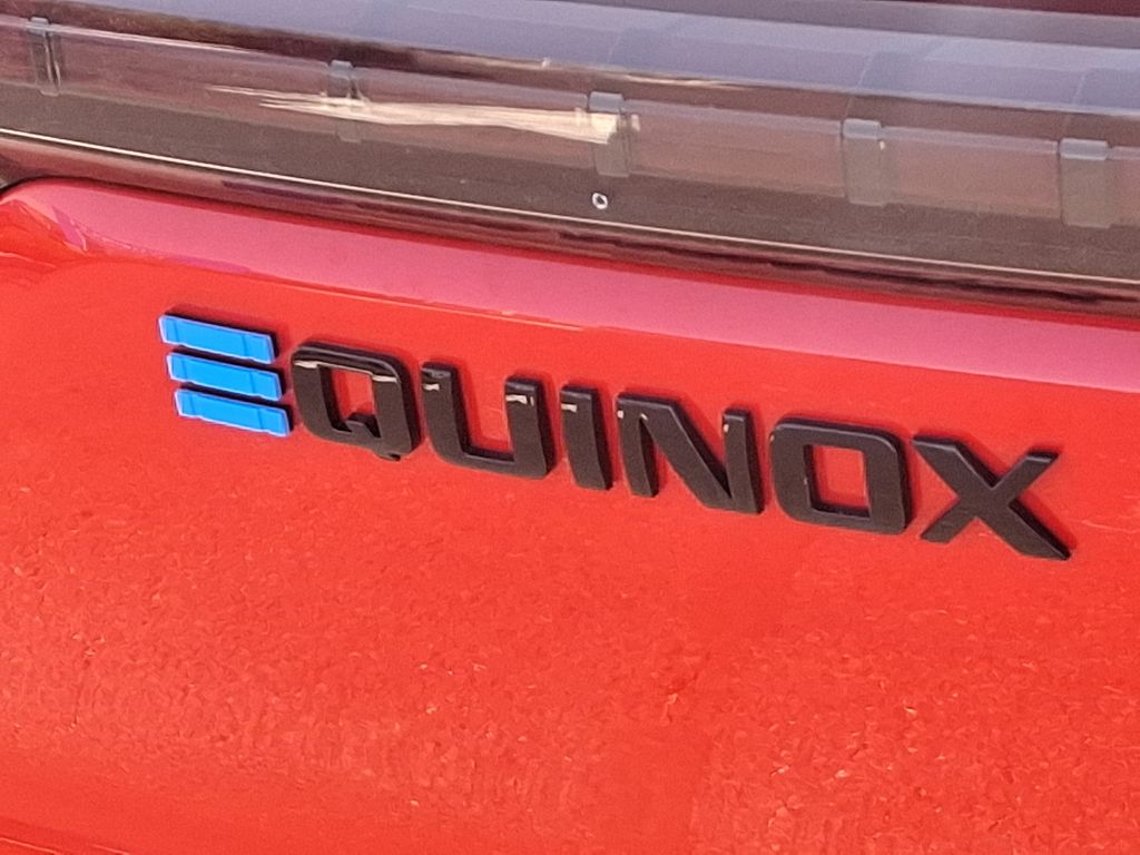2025 Chevrolet Equinox RS 11
