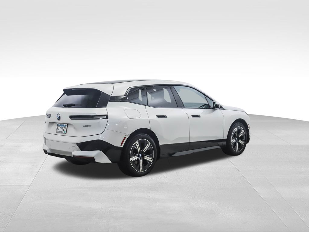 Thumbnail: 2024 BMW iX - 5