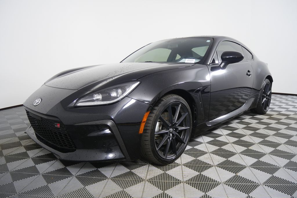 Thumbnail: 2024 Toyota GR86 - 9