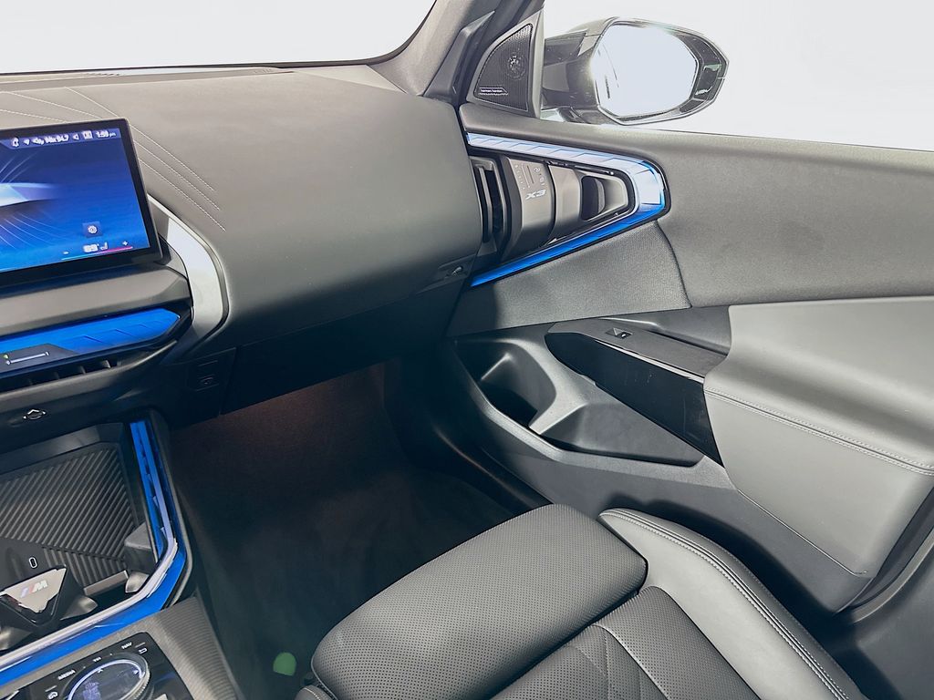 Thumbnail: 2025 BMW X3 - 22