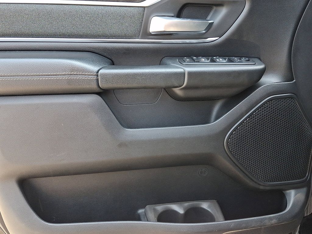 Thumbnail: 2019 RAM 1500 - 13