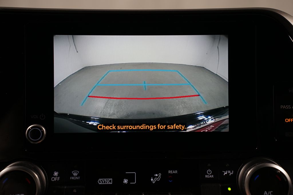 Thumbnail: 2024 Toyota Highlander - 19