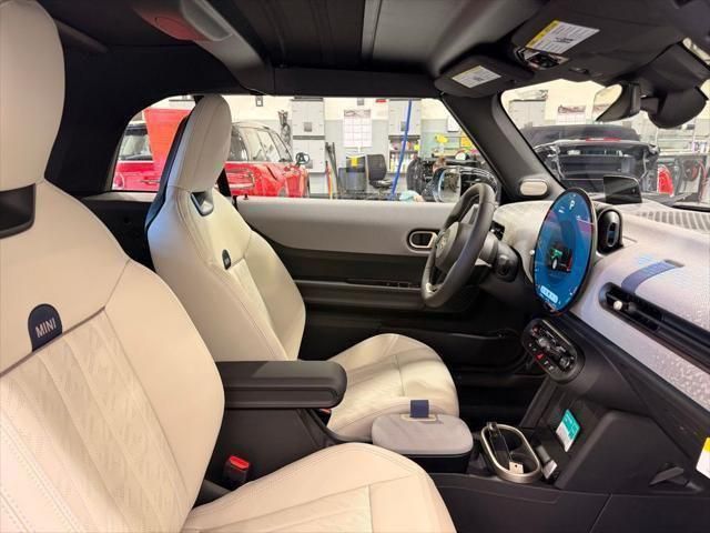 Thumbnail: 2026 MINI Cooper - 23