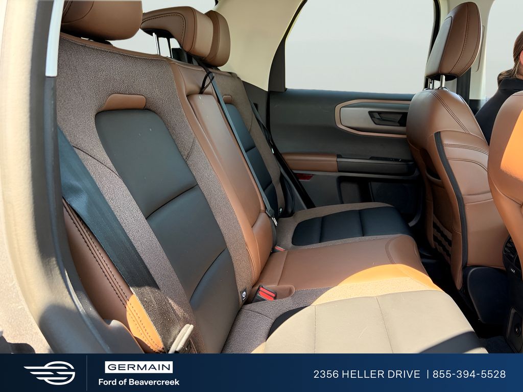 Used 2025 Gray Ford Outer Banks image 14