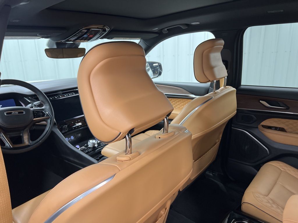 2025 Jeep Grand Cherokee L Summit - 11