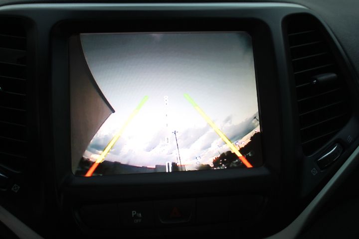 Used Car 2015 Jeep Cherokee  Latitude For Sale Under $10,000 In Georgetown, Texas