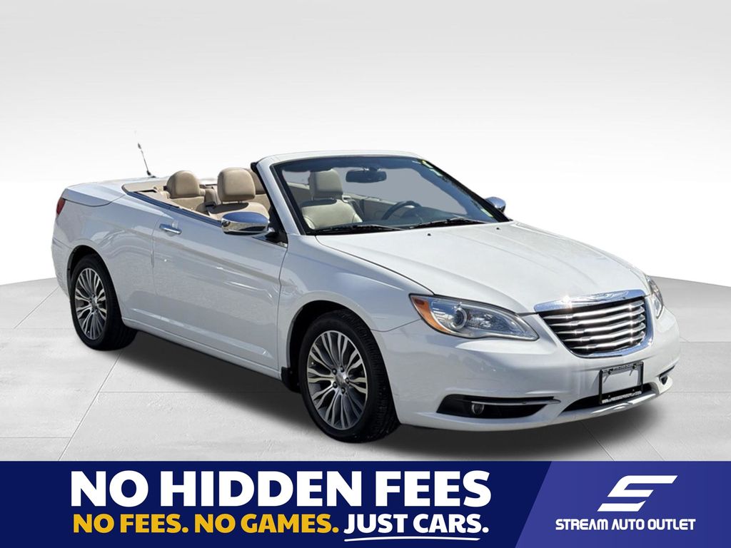 2013 Chrysler 200 Limited Convertible FWD