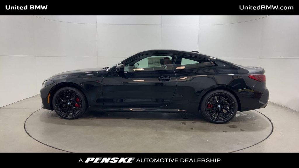 Thumbnail: 2026 BMW 4 Series - 5