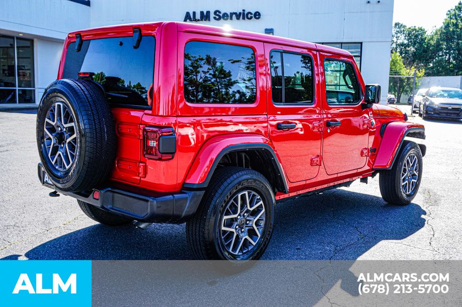 Used 2025 Red Jeep Sahara image 6