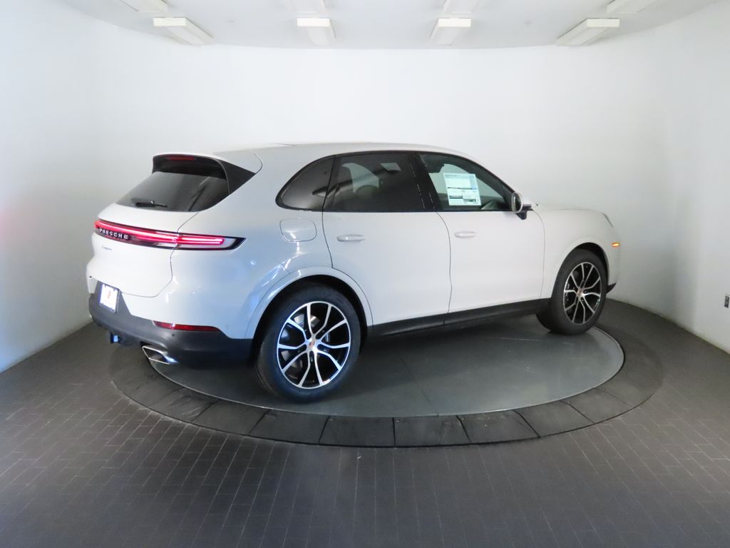 Thumbnail: 2026 Porsche Cayenne - 7