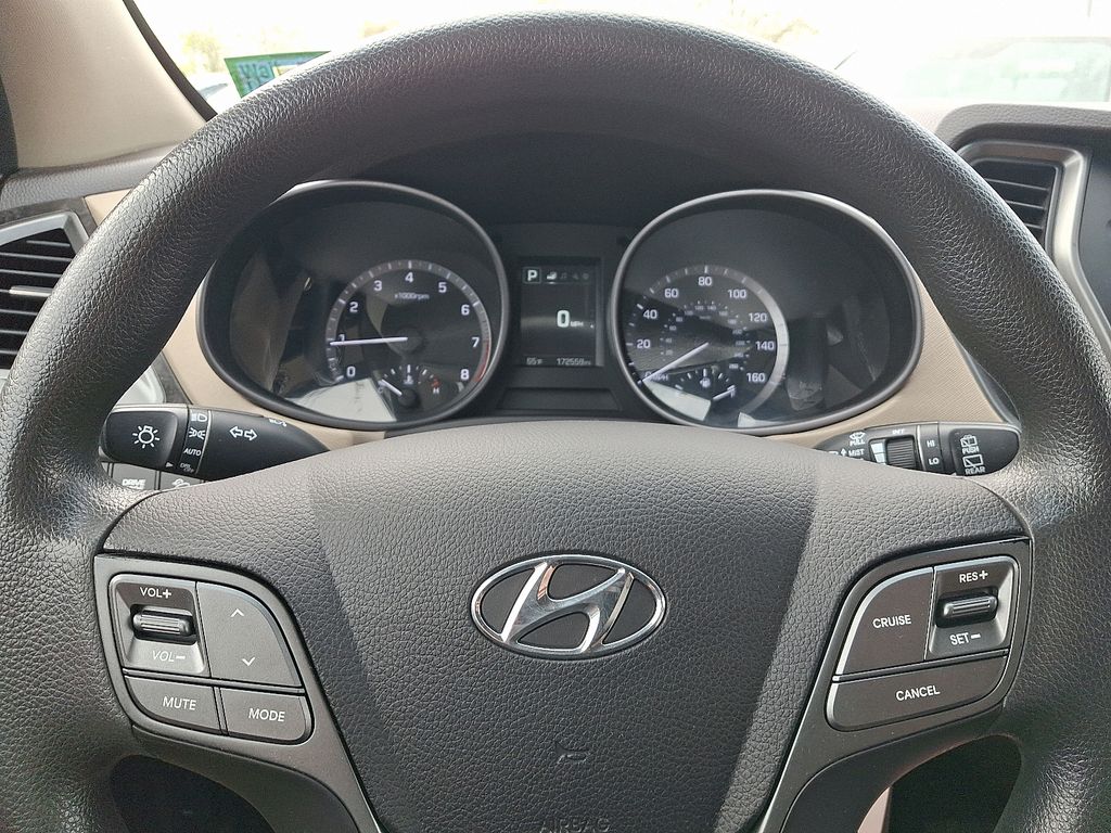 Thumbnail: 2017 Hyundai Santa Fe - 19